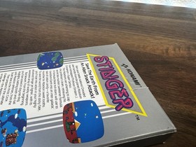 Stinger Nintendo NES 1st Print 5 Screw Hang Tab  Complete CIB - RARE w/ manual