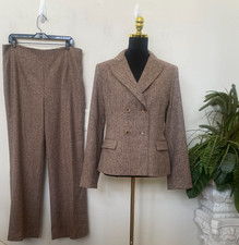 NWT Talbots Women s Beige Herringbone Wool Blend 2 Pc Pant Suit Size 14/16, 280
