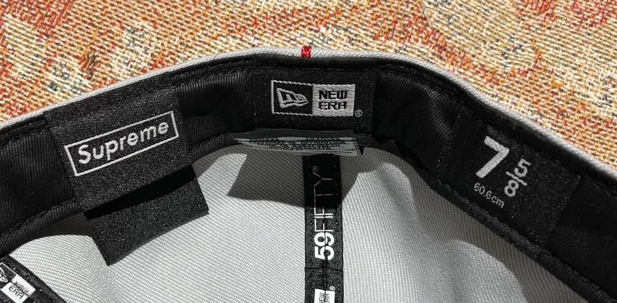 Supreme Piping Script Logo Cap 7 3/8 グレー Supreme New Era Piping Script Logo Cap Grey 7 5/8 Brand New