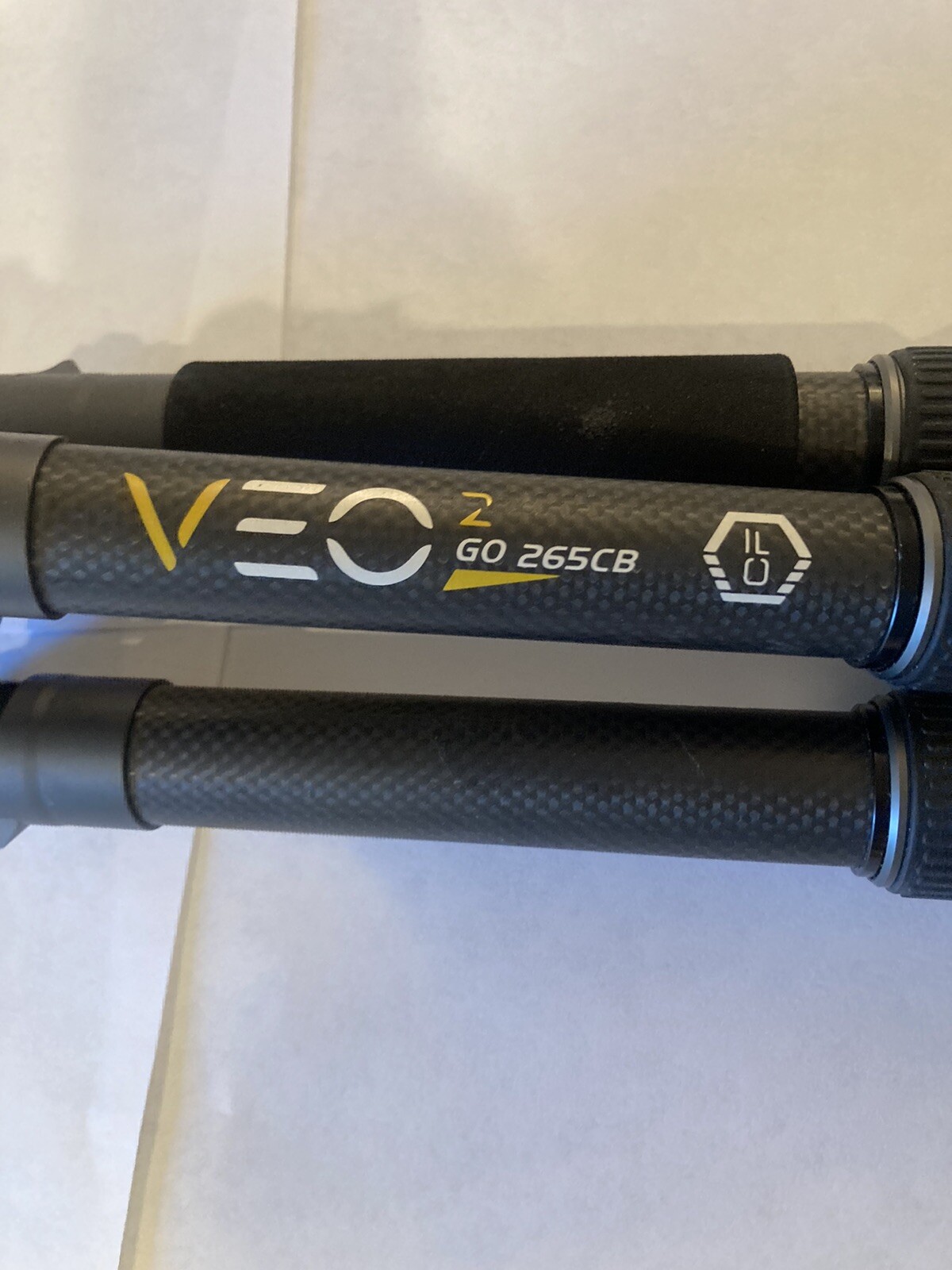 Vanguard VEO 2Go 265CB Carbon FIber Lightweight Travel Tripod eBay