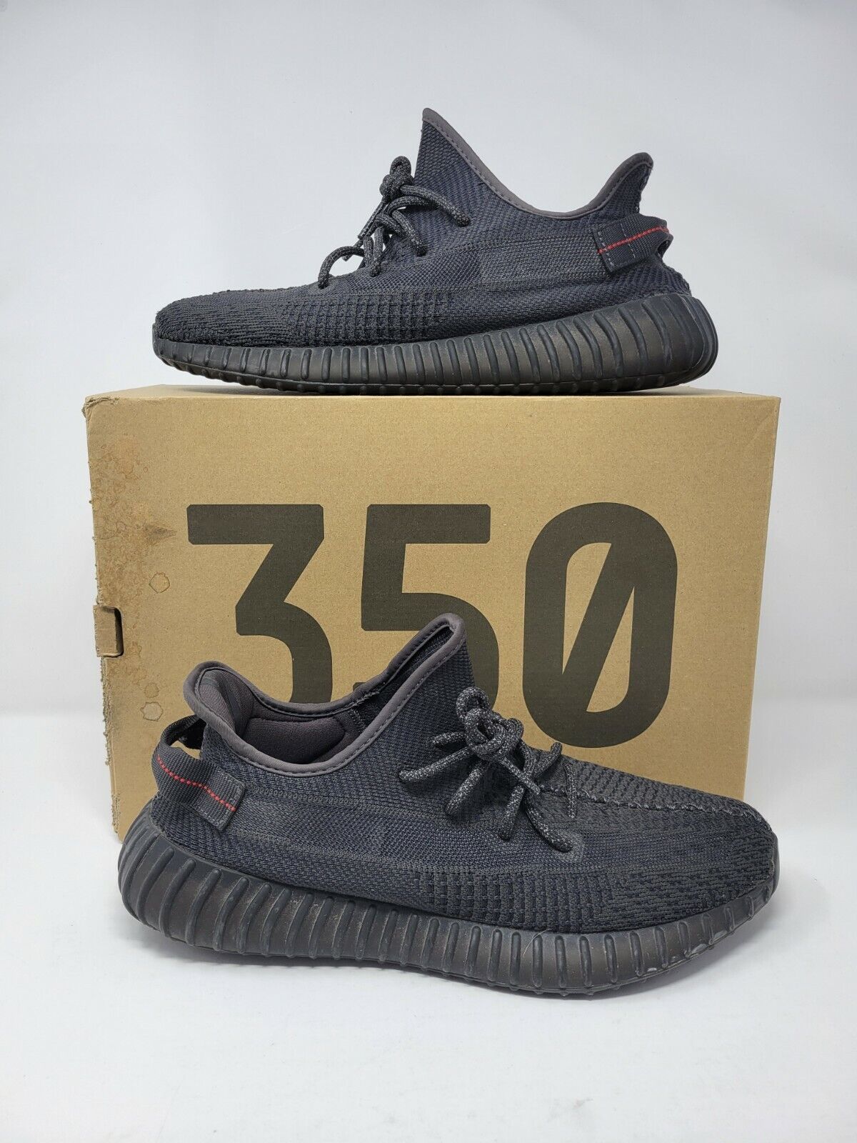 yeezy boost 350 v2 BLACK  FU9006