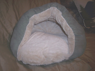 Cat Cave Cat Bed Cuddle Bed Sleeping Bag Small Dog Bed Insulated Soft Faux Fur