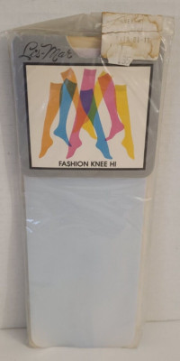 Vintage LIS-MAR Fashion Knee Hi Stockings 100% Nylon, One Size 9-11, LIGHT BLUE