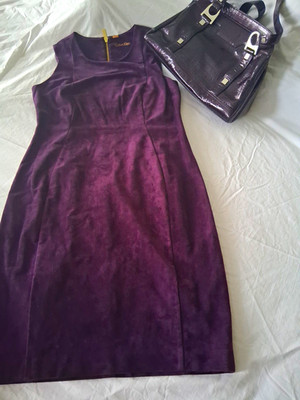 Calvin Klein Purple Velvet Feel Sheath Dress Knee Length Round Neck Zip Size 12