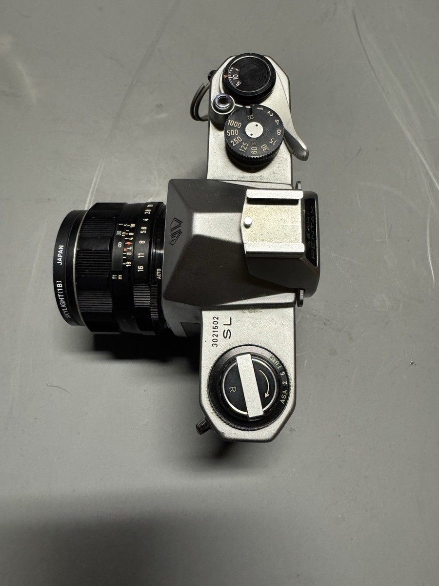 Pentax SL SLR 35mm Film Camera Asahi Multi Coated Takumar 55mm F