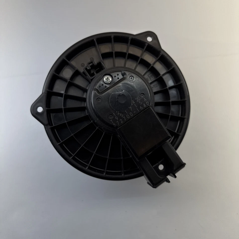 Ventilador de aire interior Mazda MX-5 Miata 016-2023 OEM DF7161B10 / NA1P61B10 Foto 2 de 4