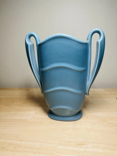 Vintage Stangl Pottery #2092 / 7” Light Blue Double Handle Vase