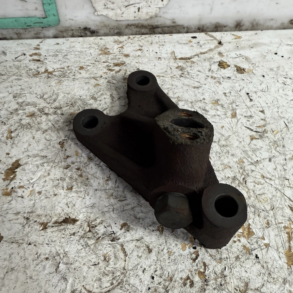 89-90 Nissan 240SX EGR Válvula de Montagem Perc Recirculação de Gases de Escape S13 KA24E KA24 - Imagem 3 de 4