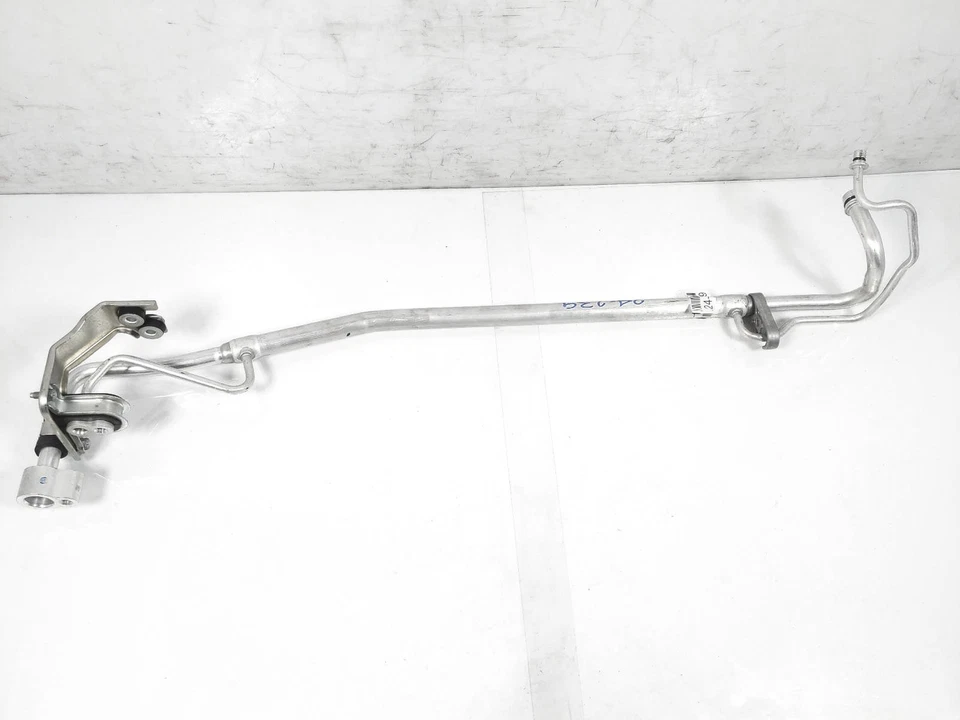 2023-2024 Nissan Frontier A/C Heat Exchanger Return Pipe - 92446-9Bu3b - Image 4 of 4