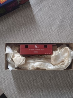 HO Scale C&O Caboose Kit....Nice!!