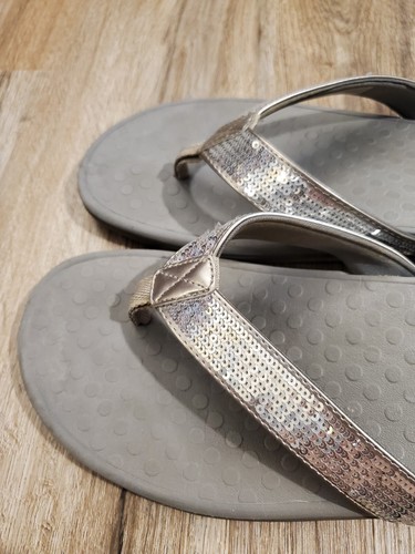 Vionic Women's Tide Rhinestones Grey Toe-Post Flip-Flop Size 10 Sandals - Picture 10 of 11