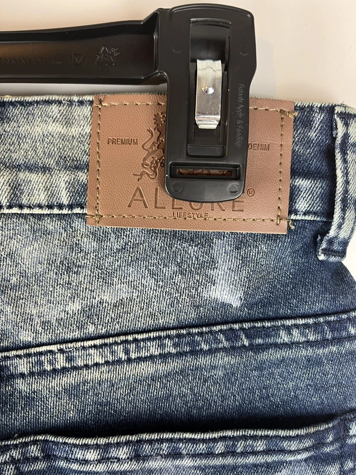 Pantalones Cortos Allure Denim Pintura Manchada Talla 3 Nuevos con Etiquetas Foto 4 de 4