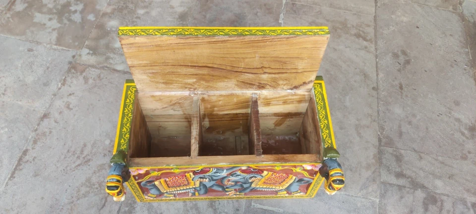 Vintage wooden box / Wooden chest box / Wooden box painted / Storage box - Image 4 of 4