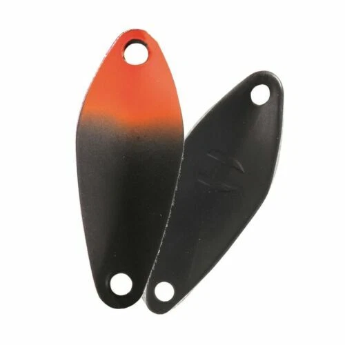 Cucchiaino neri per la pesca