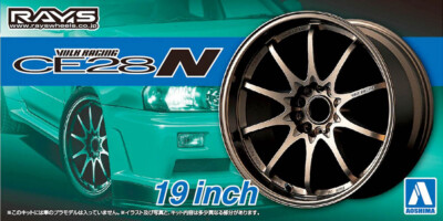 19 Zoll Volk Racing CE28N Felgen & Reifen 1:24 Model Kit Bausatz Aoshima 053911