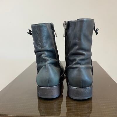 John Varvatos  display picture 2