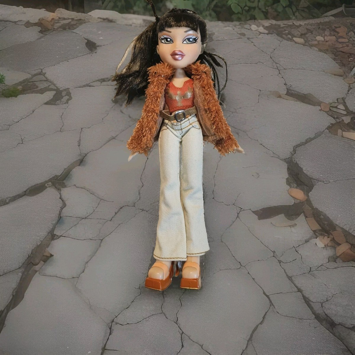 beauty&youth ブラウンxs BRATZ Dolls Jade? Yasmin? Cloe? Megan Xpress It Or Other Redress