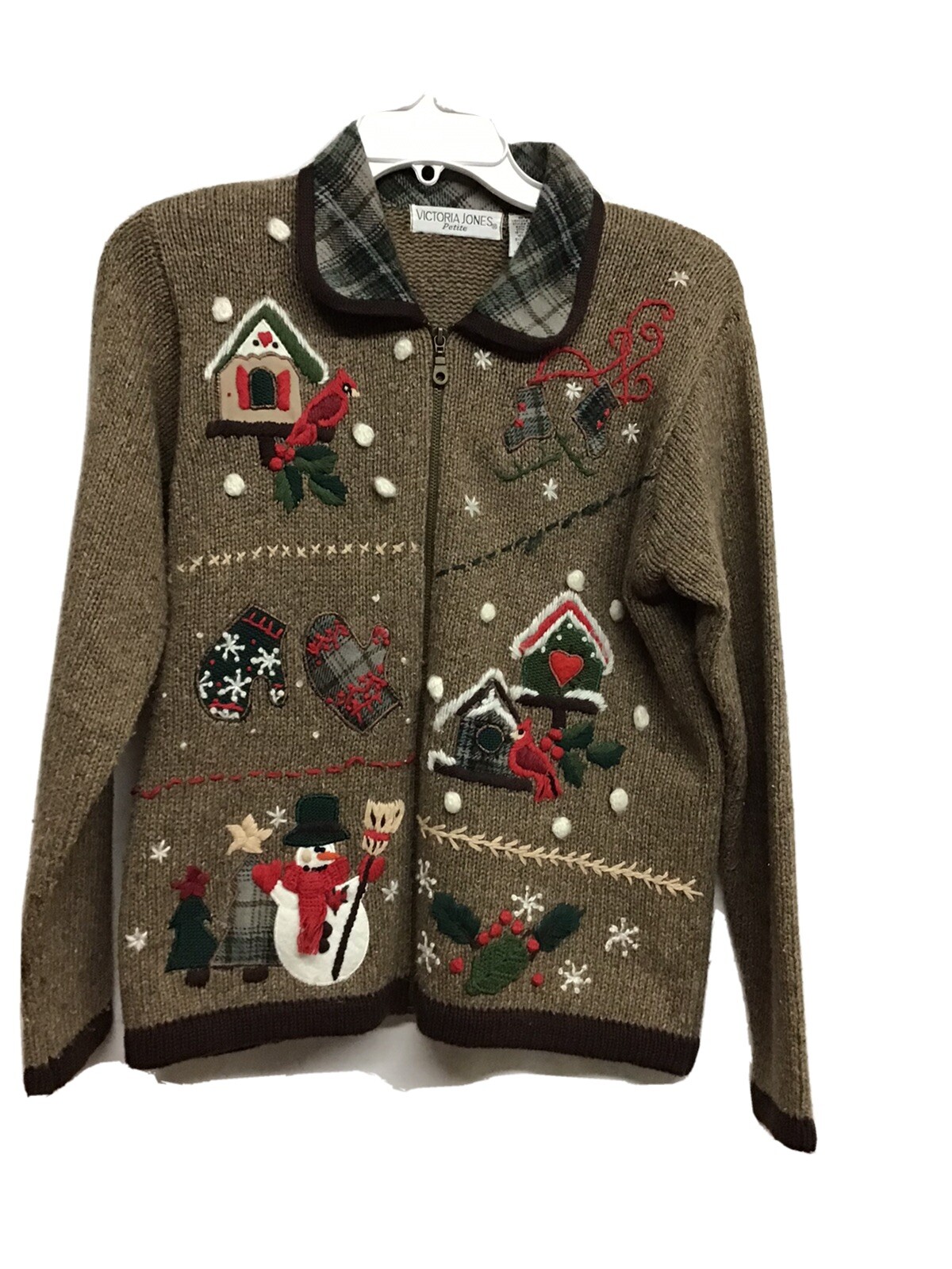 victoria jones christmas sweater Size 