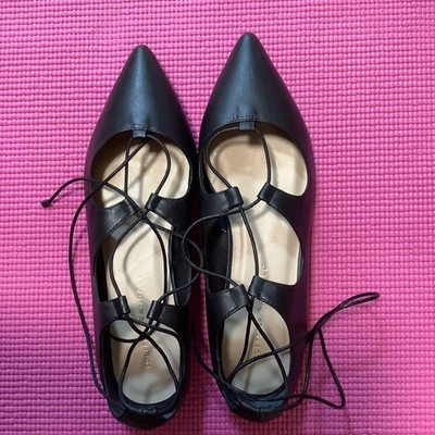 LOEFFLER RANDALL schwarze flache Schnür-Pumps Sandale US: 8