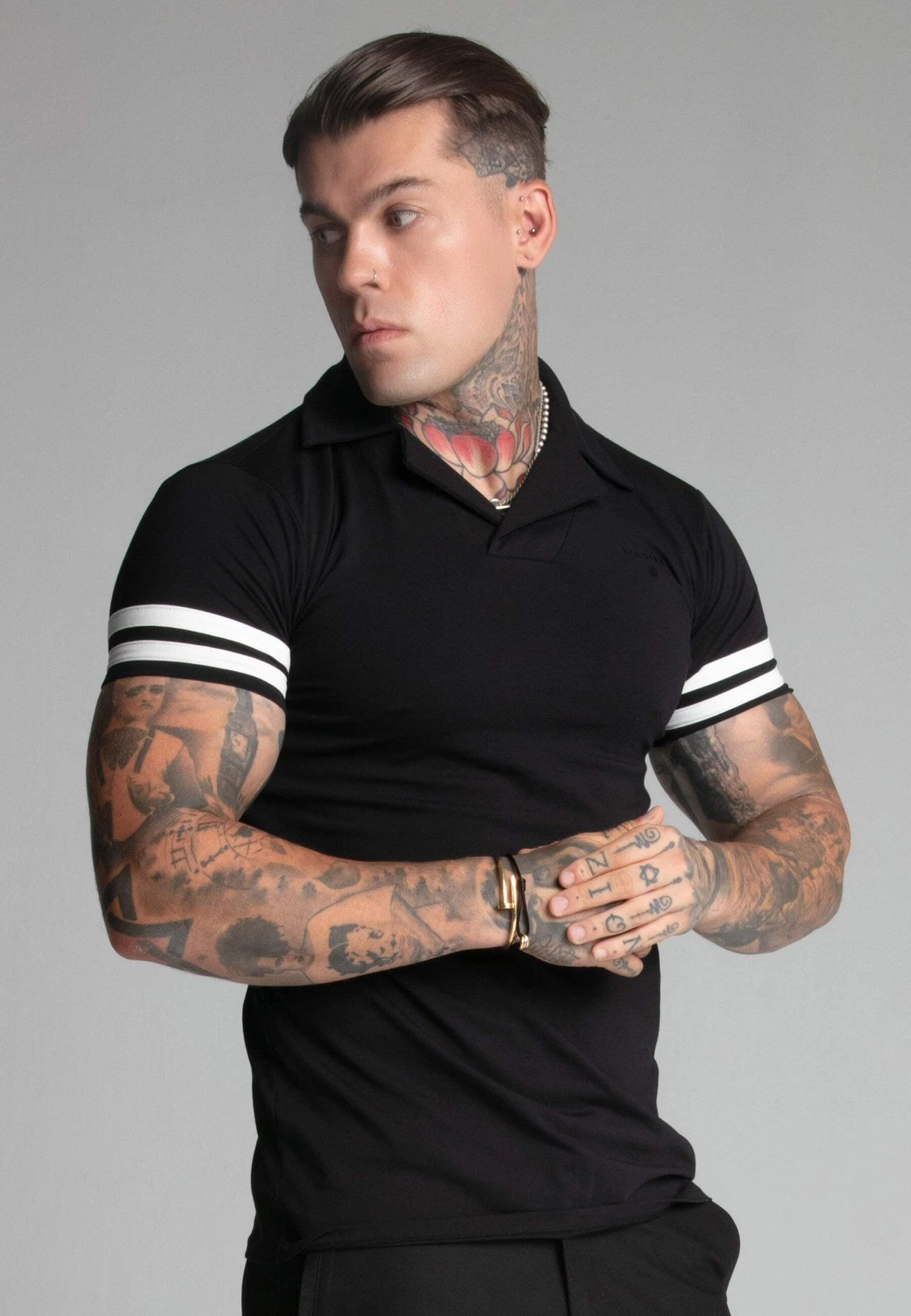 SikSilk Men's Muscle Fit Revere Collar Tournament Revere Polo Black