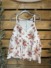 Torrid Floral Print V Tank Top Size 3