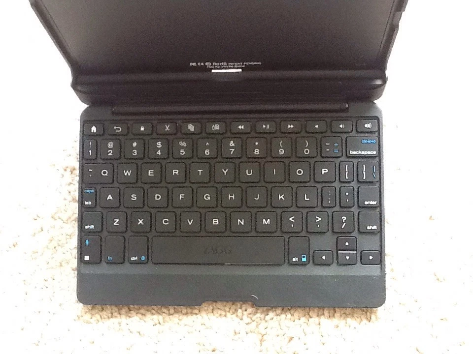 New Zagg Auto-fit 7" Folio Keyboard for  Android & Windows Tablets Black - Image 3 of 3