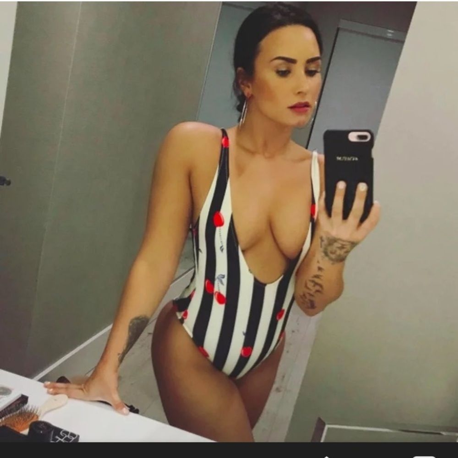 SOLID & STRIPED Cherry Print One-Piece Swimsuit V… - image 3