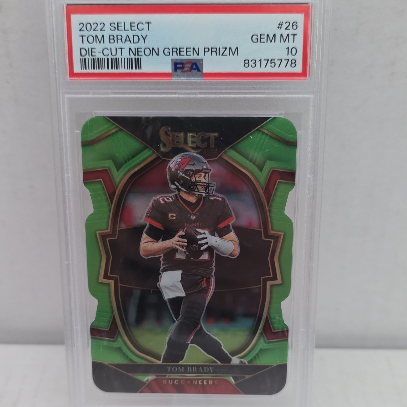 Panini Select 2022 Concourse Tom Brady #26 Neon Green Prizm Die-Cut /299 PSA 10