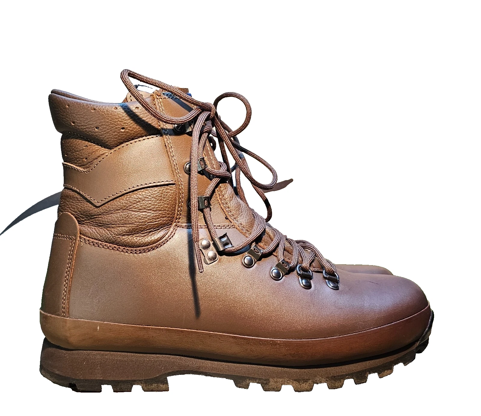 Altberg Defender lightweight boots for Hiking, Fishing, Walking UK 10 M