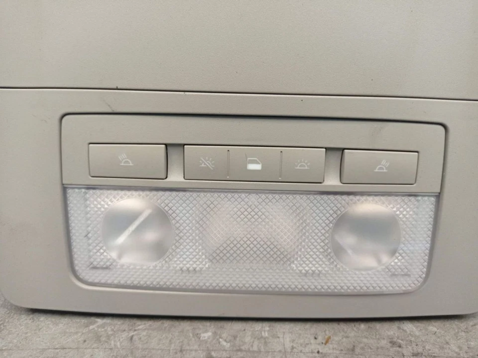 Innenraumleuchte vorne für OPEL ASTRA J CARAVAN (J) 2.0 CDTI 22948484 - Imagem 4 de 4