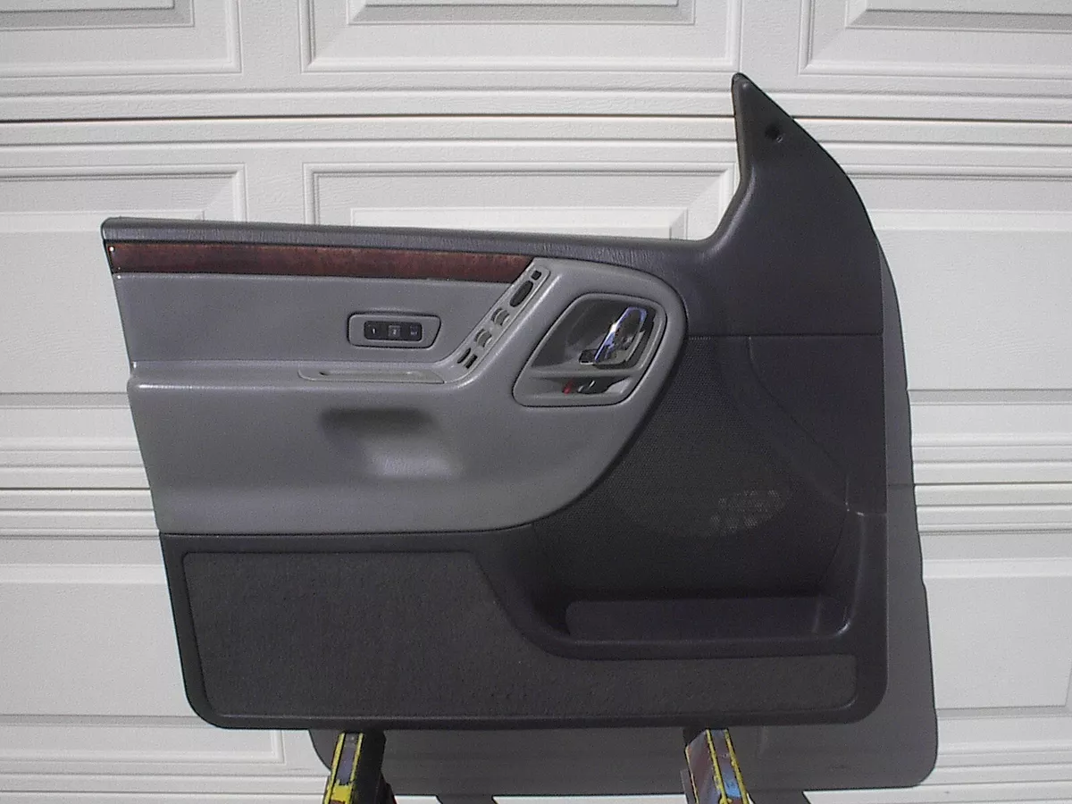 2004 jeep grand cherokee outlet door panel