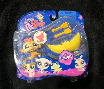 LPS  Littlest Pet Shop 811 Funniest Baby Girl Monkey w/ Banana Boat 2008 NEW