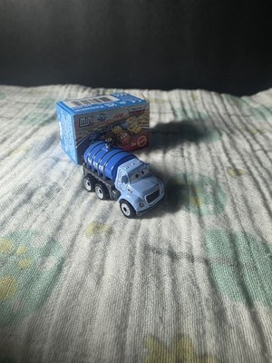 Disney Pixar Cars Mini Racer Mr. Drippy Water Tanker Truck Demolition Derby 2017