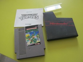 TEENAGE MUTANT HERO TURTLES Nintendo NES PAL FRA + SLEEVE + NOTICE TBE