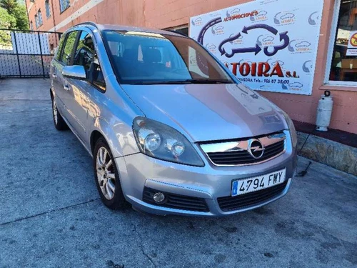 13197808 Mangueta Delantera Izquierda para OPEL ZAFIRA B Cosmo 2007 1747830 - Imagen 3 de 9