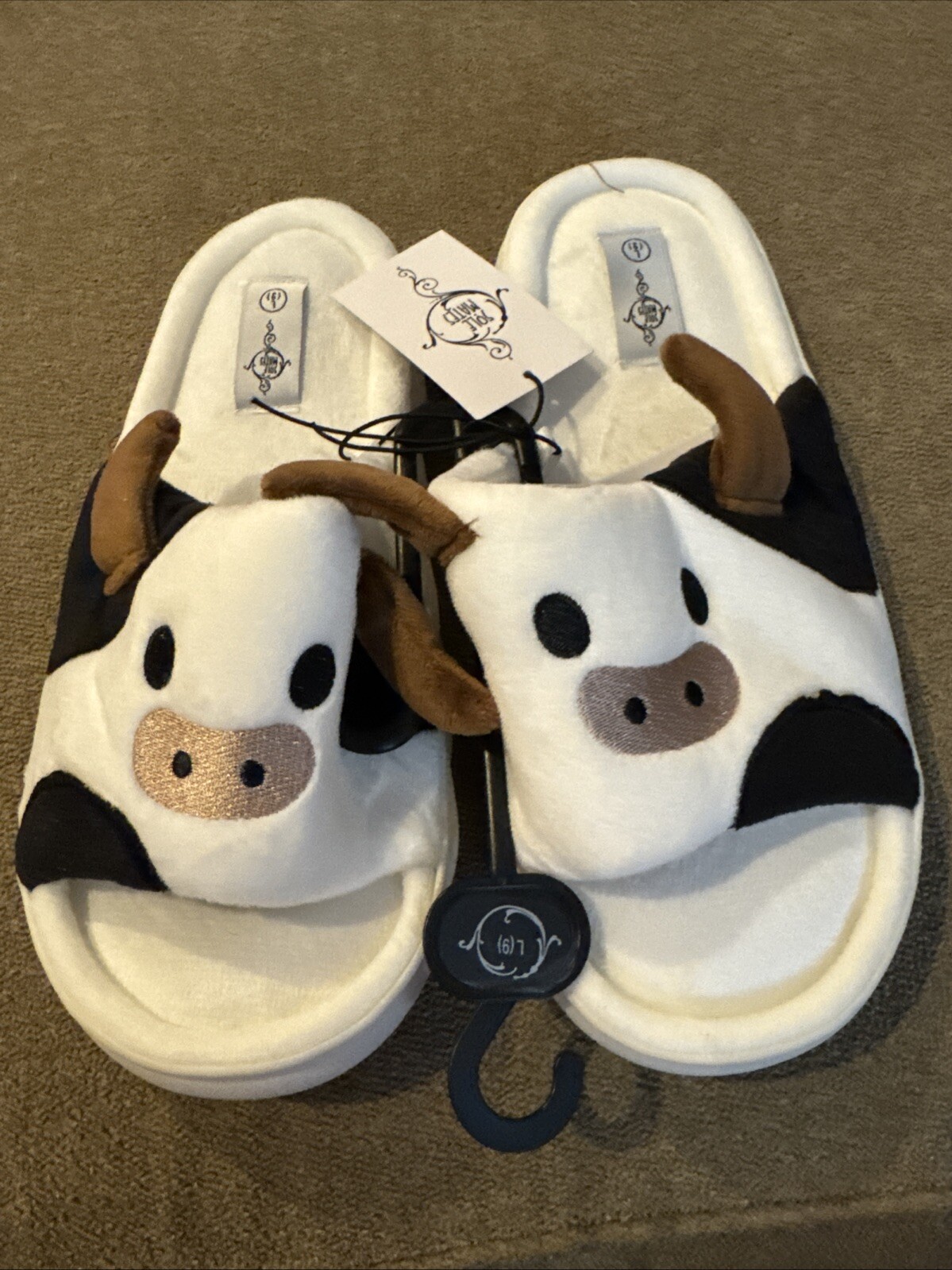 SAOLA NUOVE PANTOFOLE FUZZY SLIP ON SOLE MATES DONNA VISO MUCCA TAGLIA LARGE 9 (AH)