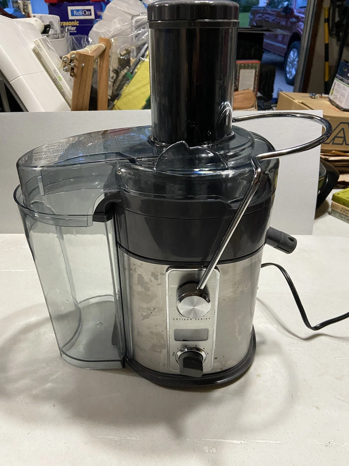 Juice Extractor 1000-watt CRUX Artisan Series 5 Speed Digital Juicer