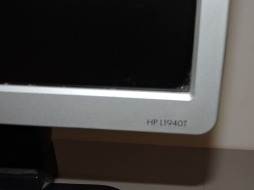HP L1940T Monitor 19 Zoll - Afbeelding 6 van 11