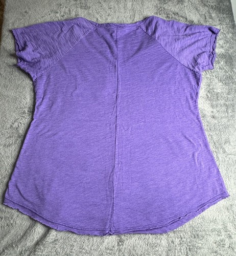 East Carolina Pirates Women's T-shirt Sz L Purple Yellow V Neck Loose Venley - Picture 10 of 11