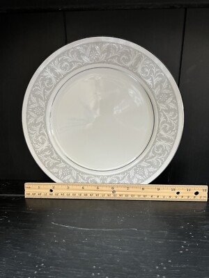 Imperial China Whitney by W Dalton Dinner Round Plate 10.5'' DINNER PLATE