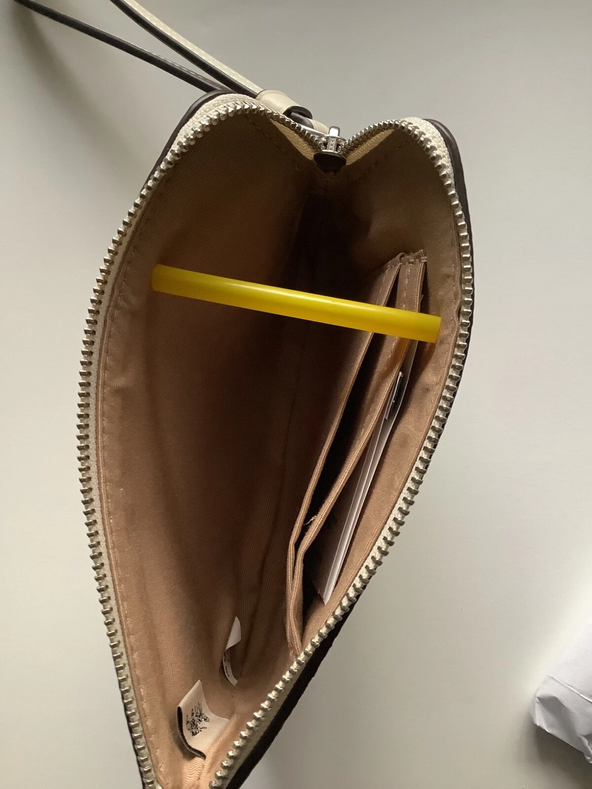 Portafoglio Coach Angolo Zip Polso Stampa Farfalla Tela Pelle Gesso CAQ55 Nuovo con etichette