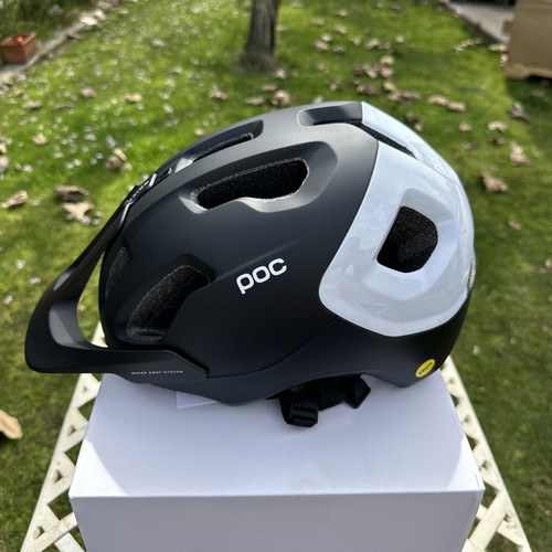 POC Axion Race MIPS Fahrradhelm Uranium Black/ White Gr. L. 59-62 NEU - Bild 6 von 8