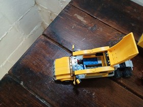 LEGO City: LEGO City Truck (3221) Complete Retired Set