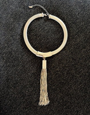 Vintage NATASHA Gold Tone Tassel Pendant Choker Necklace 17-20'' Chunky