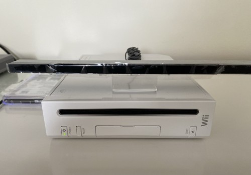 Weiße Wii Konsole *komplettes Setup* funktionierendes optisches Laufwerk 64GB SD-Karte 500GB HDD - Bild 8 von 9