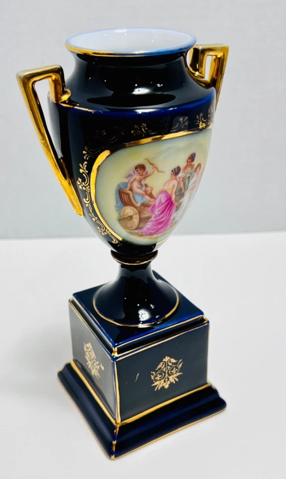 RARE Antique RW Rudolstadt Twin Handled Vase C. 1895-1918 German Porcelain, Mark - Image 4 of 4