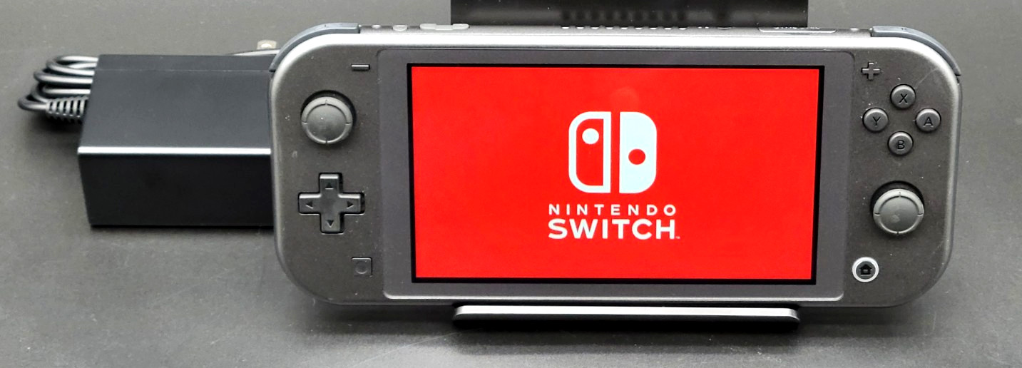 Consola de videojuegos portátil Nintendo Switch Lite edición Pokémon 32GB, imagen 2
