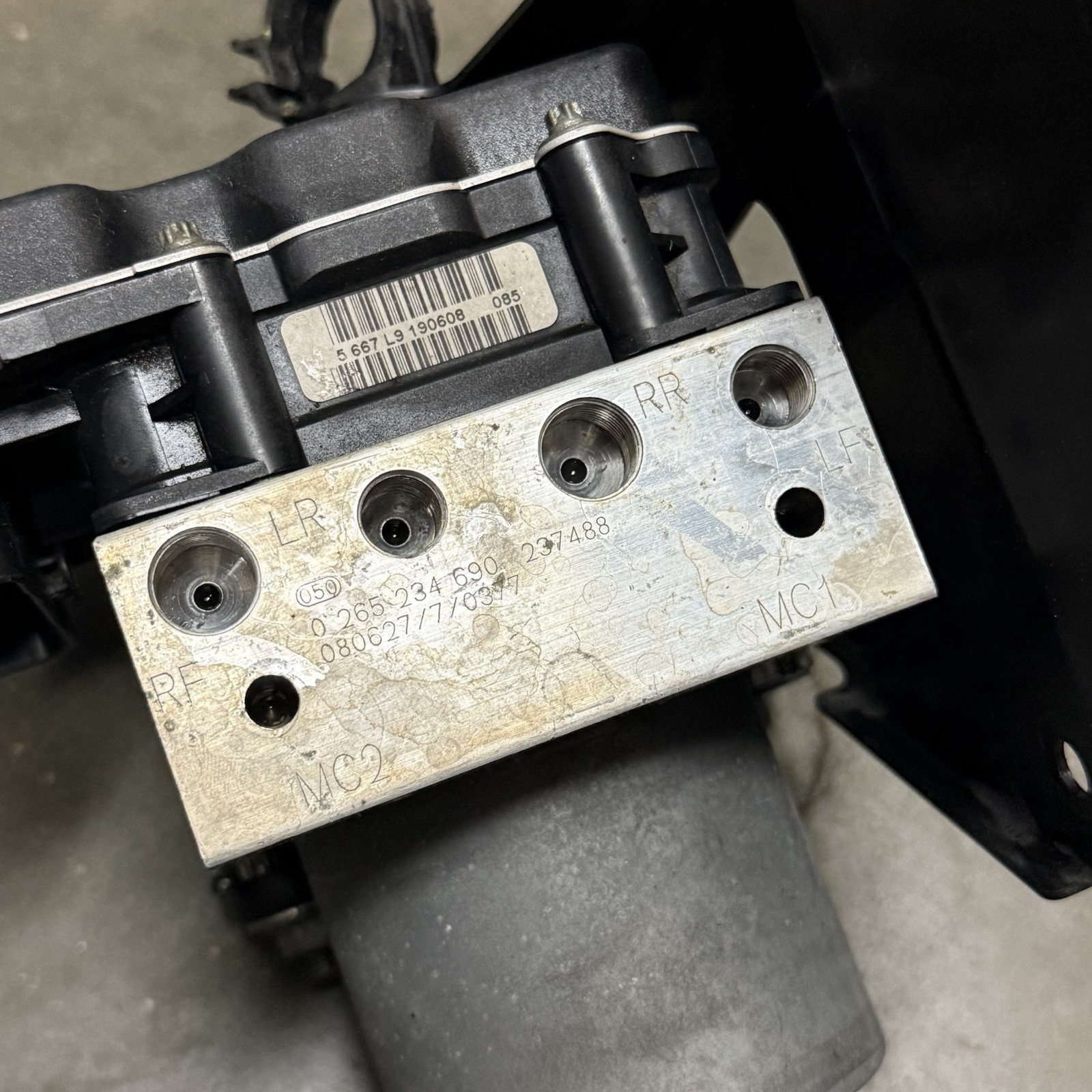 09-13 Maserati Quattroporte M139 ABS Pump Anti Lock Brake Module OEM