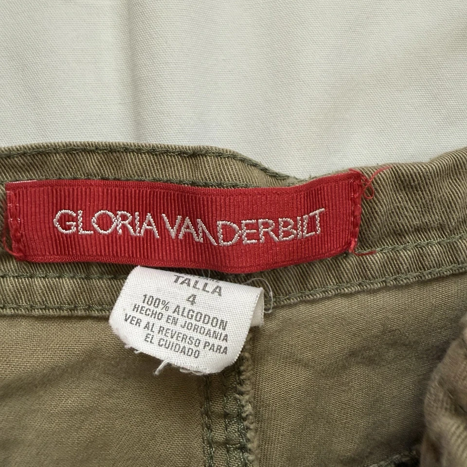 Pantalones cortos para mujer talla 4 Gloria Vanderbilt en color - verde camuflaje. Pantalones cortos de verano Foto 2 de 4