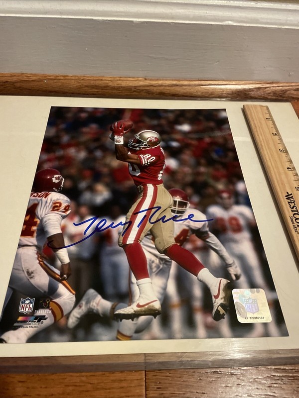 Jerry Rice SF 49ers Legend HOF 8X10 PHOTO Autographed, NFL hologram Certificate.